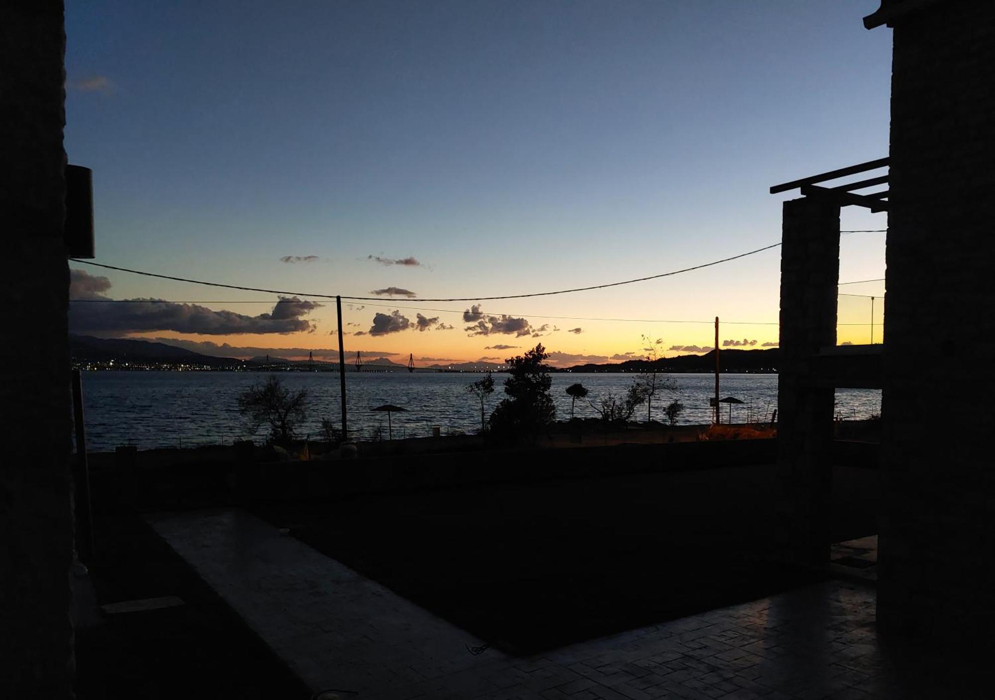 Santa Domenica Nafpaktos - Rooms And Apartments By The Sea Ngoại thất bức ảnh