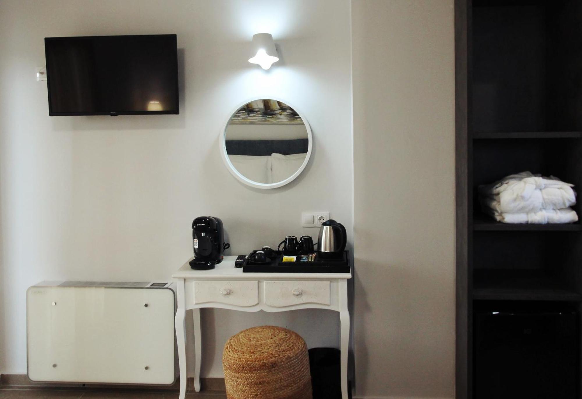 Santa Domenica Nafpaktos - Rooms And Apartments By The Sea Ngoại thất bức ảnh