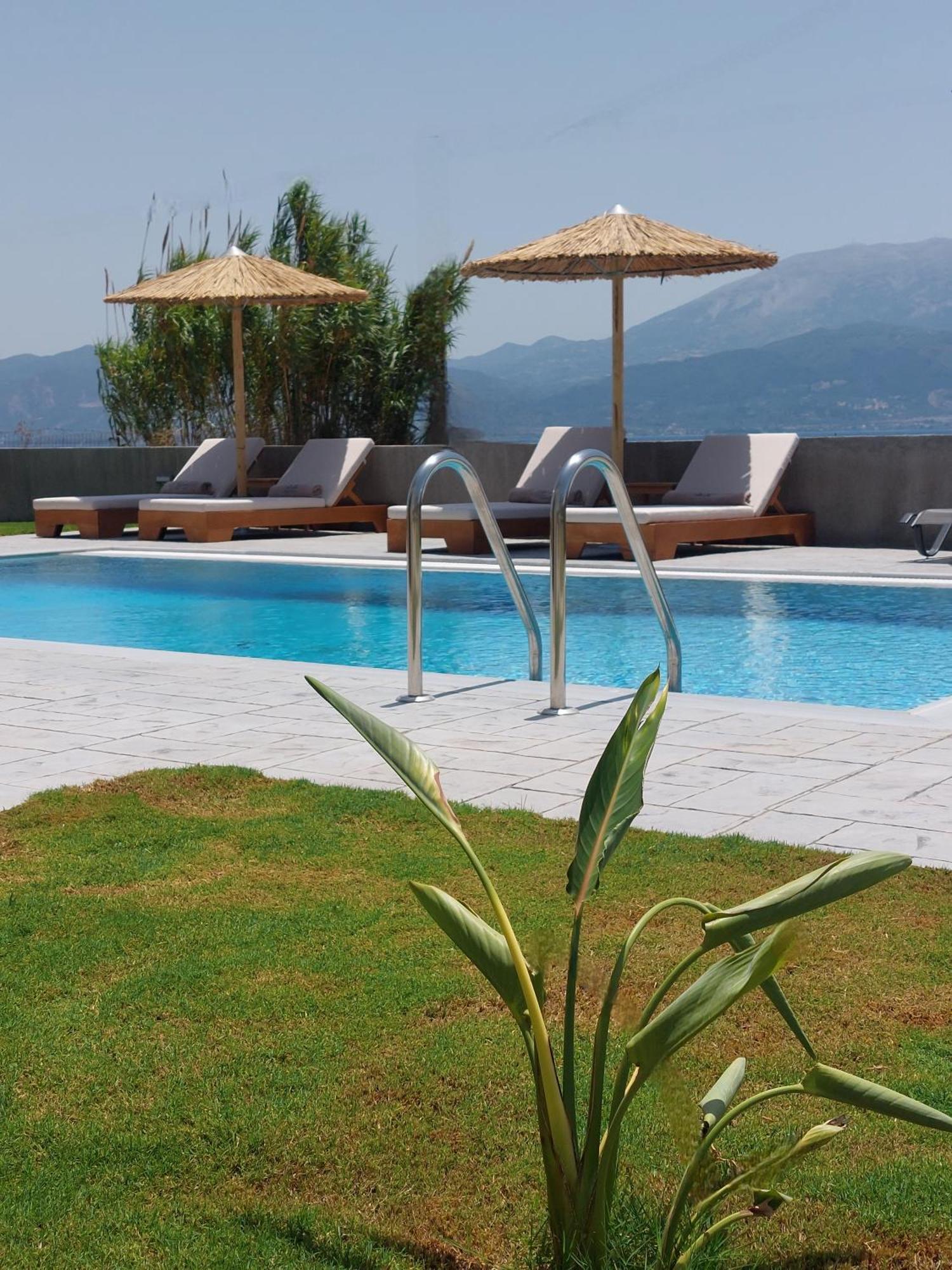 Santa Domenica Nafpaktos - Rooms And Apartments By The Sea Ngoại thất bức ảnh